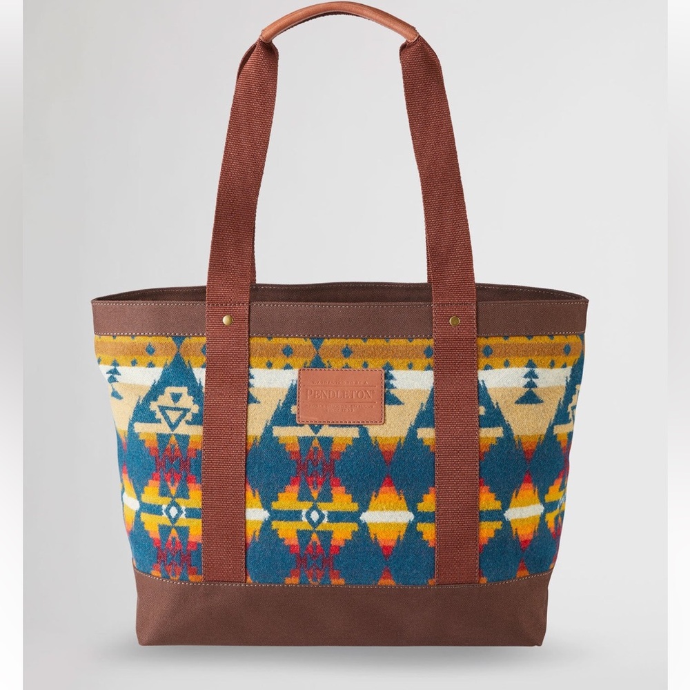 PENDLETON ZIP TOTE NWT